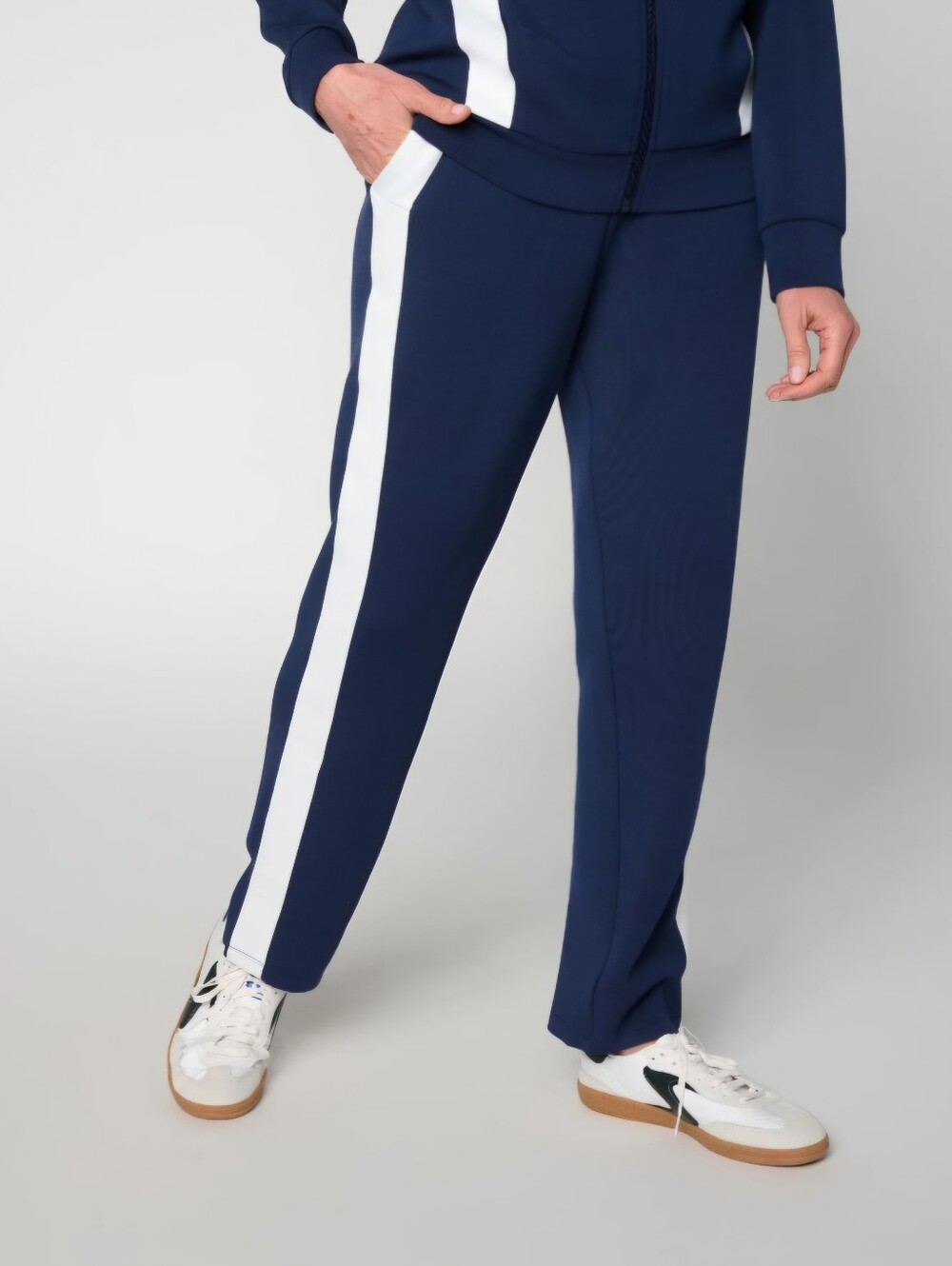 New 3X ScubaLuxe Sport Navy Pants with White Side Stripe